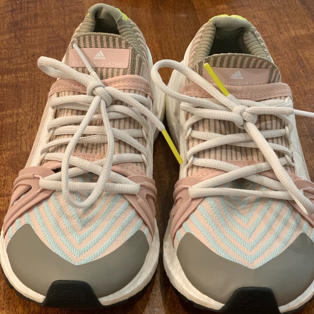 ADIDAS BY STELLA MCCARTNEY ULTRA BOOST 20 size 7.5 NEW